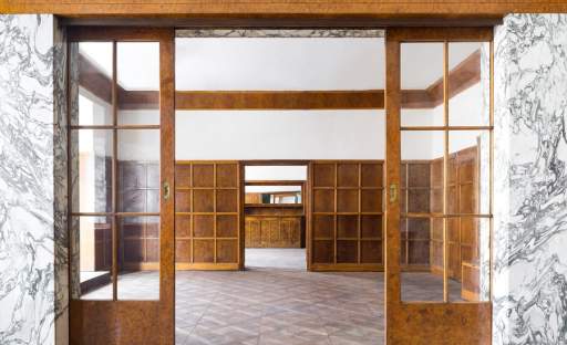 Interiéry jsou jako příběhy. Jeden z mnoha od světoznámého architekta Adolfa Loose se otevřel v Plzni