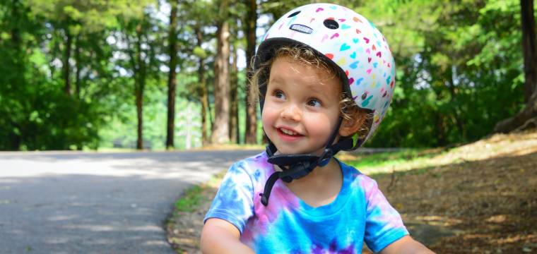 Kdy začít dítě učit jezdit na kole?