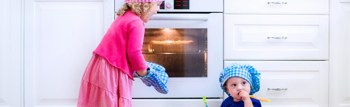 Jak kuchyň chytře a efektivně uzpůsobit dětem?